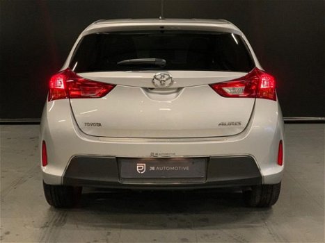 Toyota Auris - 1.3 Trend , Clima, Cam, Bluetooth, Led, Private Glas, Multi stuur - 1