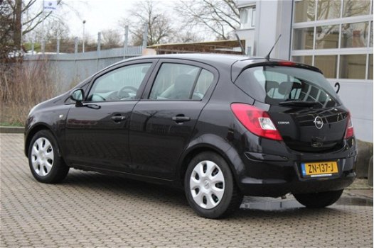 Opel Corsa - 1.2-16V Cosmo | Airco - Dealer onderhouden - Nette auto - 1