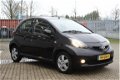 Toyota Aygo - 1.0-12V Sport | Airco - Mistlampen - Dealer onderhouden - 1 - Thumbnail