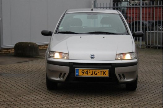 Fiat Punto - 1.2 GO | Weinig gelopen Complete auto - 1