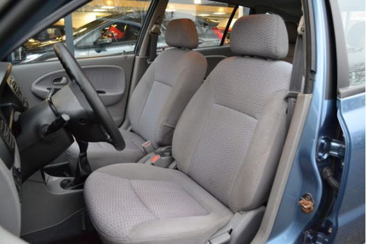 Kia Rio - 1.5 LS | Radio/cd | Trekhaak | Stuurbekr. | - 1