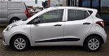 Hyundai i10 - 1.0i i-Motion Parkeersensoren / Airco - 1 - Thumbnail