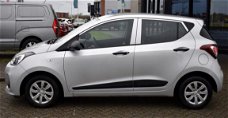 Hyundai i10 - 1.0i i-Motion Parkeersensoren / Airco