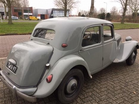 Citroën Traction - Avant - 1