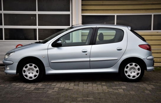 Peugeot 206 - 1.4 Forever 5.DRS|AIRCO|APK|NAP - 1