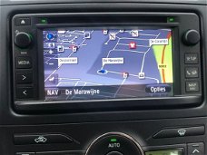 Toyota Auris - 1.8 Full Hybrid Business navigatie | Automaat | Navigatie | Climate control | Cruise