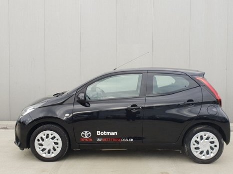 Toyota Aygo - 1.0 VVT-i x-play | Bluetooth | Camera achter | Start/ Stop | - 1