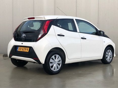 Toyota Aygo - 1.0 VVT-i x-fun | Bluetooth | Start\ Stop | Achterruitverwarming | - 1