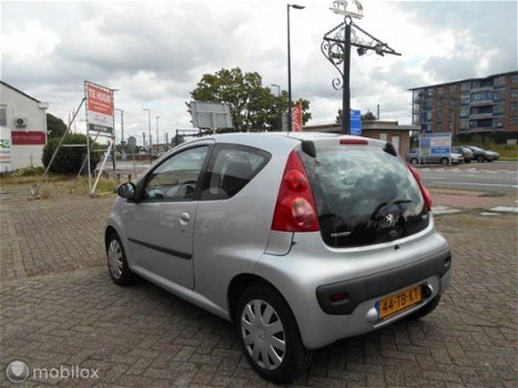 Peugeot 107 - - 1.0-12V XS nieuw apk( INRUIL MOGELIJK ) - 1