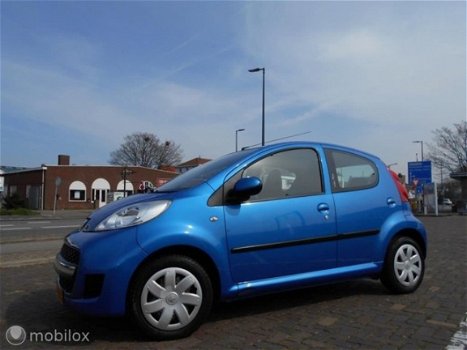 Peugeot 107 - - 1.0-12V Urban Move Dealer onderhouden ( Inruil mogelijk ) - 1