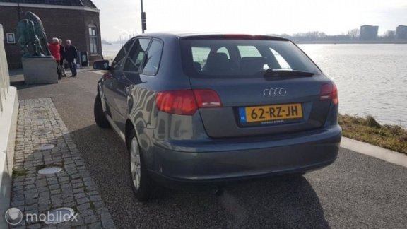 Audi A3 Sportback - - 1.6 Ambiente Pro Line Automaat ( INRUIL MOGELIJK ) - 1