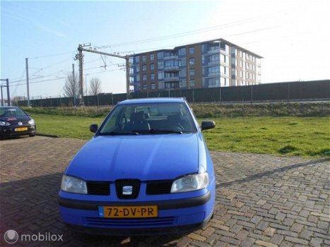 Seat Ibiza - - 1.4 Stella Starten en rijden - 1