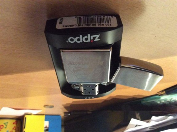 ZIPPO AANSTEKER HIGHWAY HAWK CHROME GEBORSTELD - nr. 1