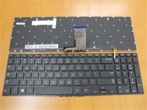 Samsung NP670Z5E Toetsenbord - 1