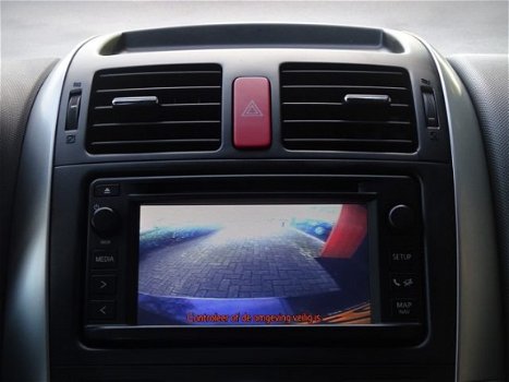 Toyota Auris - 1.8 Full Hybrid Navigatie Camera Bluetooth Keyless etc - 1