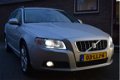 Volvo V70 - 2.4 D5 Kinetic '10 Navi Leder Xenon - 1 - Thumbnail