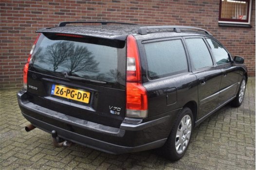 Volvo V70 - 2.4 D5 Geartronic Edition II '04 Leder Clima Cruise - 1