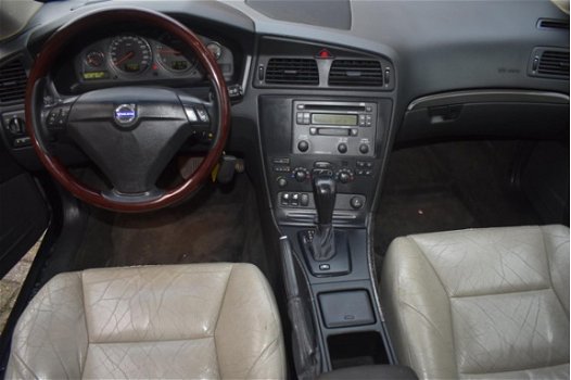 Volvo V70 - 2.4 D5 Geartronic Edition II '04 Leder Clima Cruise - 1