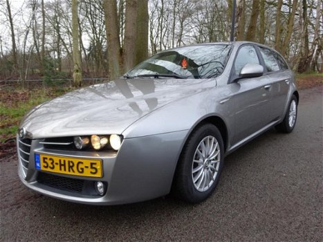 Alfa Romeo 159 Sportwagon - 2.2 JTS Business Vol leer - 1