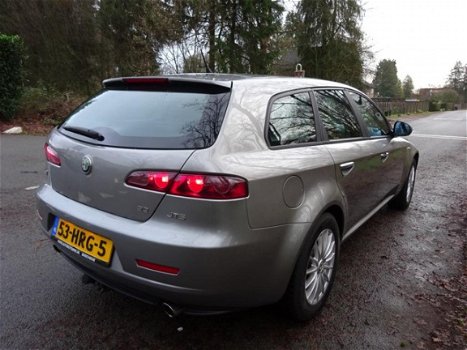 Alfa Romeo 159 Sportwagon - 2.2 JTS Business Vol leer - 1