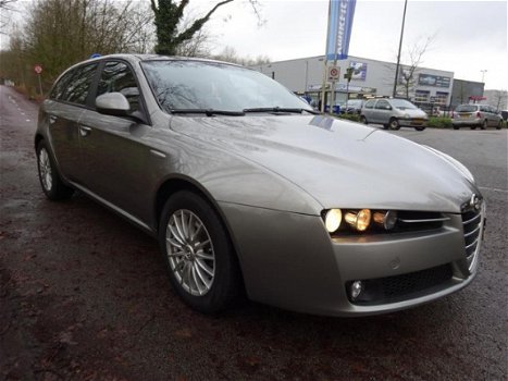 Alfa Romeo 159 Sportwagon - 2.2 JTS Business Vol leer - 1