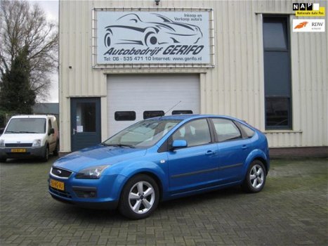 Ford Focus - 1.6-16V First Edition - 1