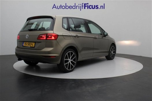 Volkswagen Golf Sportsvan - 1.2 TSI Trendline AUTOMAAT MET NAVI / AIRCO / STOELVERWARMING/ PDC / - 1