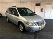 Chrysler Voyager - 2.4i 16V SE Automaat - 1 - Thumbnail