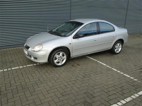 Chrysler Neon - 2.0i-16V LE 1e eigenaars auto in nieuwstaat goed onderhouden leuk voor de liefhebber - 1