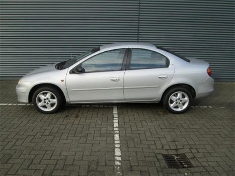 Chrysler Neon - 2.0i-16V LE 1e eigenaars auto in nieuwstaat goed onderhouden leuk voor de liefhebber - 1