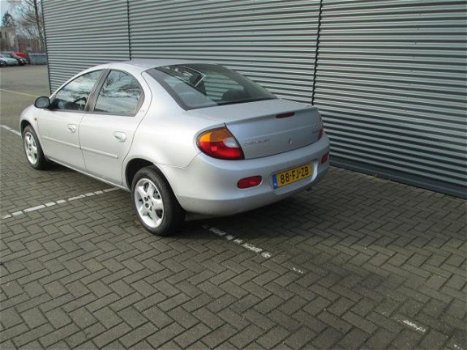 Chrysler Neon - 2.0i-16V LE 1e eigenaars auto in nieuwstaat goed onderhouden leuk voor de liefhebber - 1