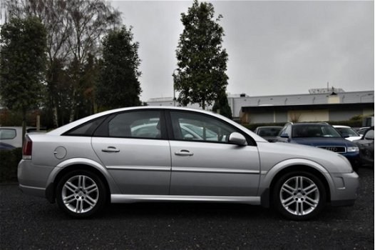 Opel Vectra GTS - 1.8-16V NL Auto Airco 17'' - 1