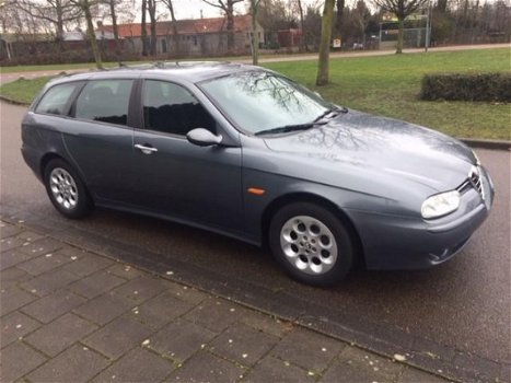 Alfa Romeo 156 Sportwagon - 2.0 JTS Distinctive -Airco-km 126.481 nap✔-Nieuwe APK-✔ - 1