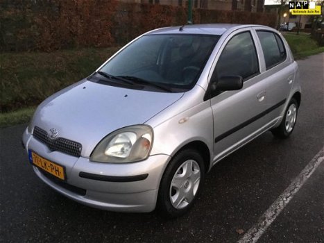 Toyota Yaris - 1.3-16V VVT-i YORIN >AIRCO / TREKHAAK - 5deurs - 1