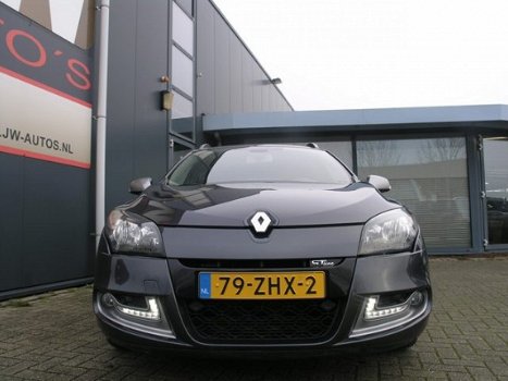 Renault Mégane - 1.5 dCi GT-Line Panodak/Navi/Trekhaak/17Inch - 1