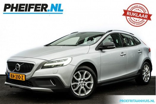 Volvo V40 Cross Country - 2.0 D3 Nordic+ Stoelverwarming/ Full map navigatie/ Standkachel/ Full led/ - 1