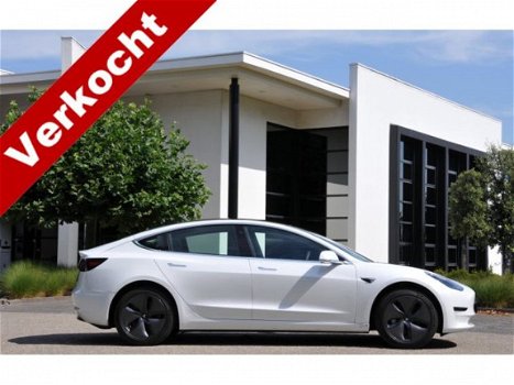 Tesla Model 3 - Long Range 4% Bijtelling MIA prijs is EX BTW Wit Wit Trekhaak 18`LM - 1