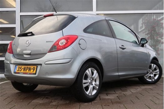 Opel Corsa - 1.3 CDTi EcoFlex S/S '111' Edition / 1e eigenaar / Dealer ond. / Zeer netjes / 2010 - 1