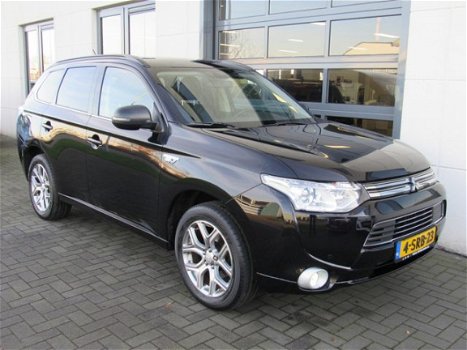 Mitsubishi Outlander - 2.0 PHEV Instyle Automaat incl. BTW 1e eigenaar Dealer Onderhouden - 1