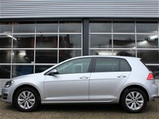 Volkswagen Golf - 1.6 TDI Comfortline (Navigatie, Bluetooth, DAB+, Parkeersensoren, Getint Glas, Lm-