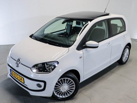 Volkswagen Up! - AUTOMAAT High Up | Panoramadak | Parkeersensoren | Navigatie | Cruise control | - 1