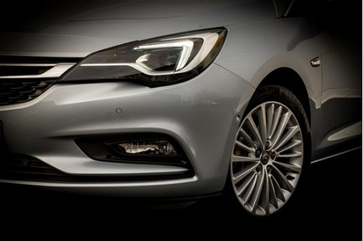 Opel Astra Sports Tourer - 1.4 150 Pk Innovation | Leder | Navigatie | Camera | Sportstoelen - 1