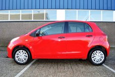 Toyota Yaris - 1.0 VVTi Sol 5 Drs Airco