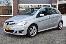 Mercedes-Benz B-klasse - B 180 CDI AIRCO/NAVI/PANORAMA