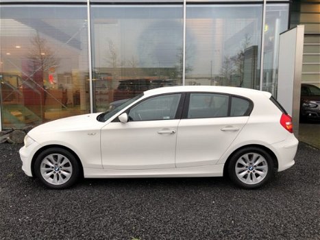 BMW 1-serie - 120i 170pk Executive Automaat Leer Cruise Climate - 1