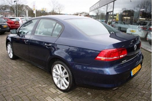 Volkswagen Passat - 1.4 TSI BLUEMOTION 18'INC LMV RIJKLAAR INCL 6 MND BOVAG - 1