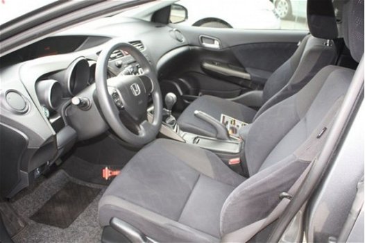 Honda Civic - 1.8 COMFORT RIJKLAAR INCL 6 MND BOVAG - 1