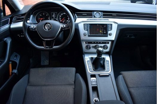 Volkswagen Passat Variant - 1.6 TDI Business Edition - 1