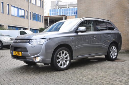 Mitsubishi Outlander - 2.0 PHEV Instyle - 1