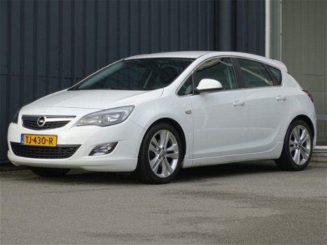 Opel Astra - 1.6 Turbo Sport | Navi | Clima | 180 PK - 1